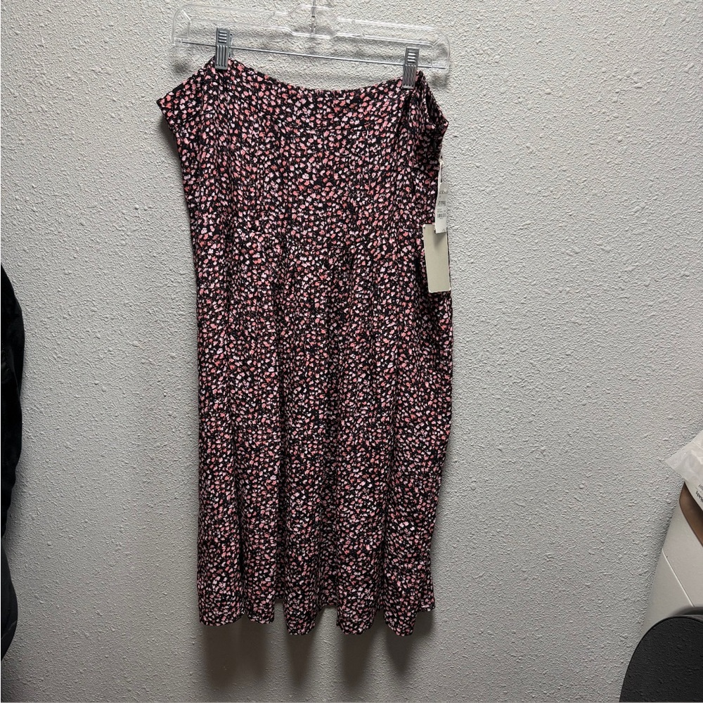 Chelsea28 Black and Pink Floral A-Line Skirt